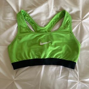 Nike Dri-Fit Classic Sports Bra - Small